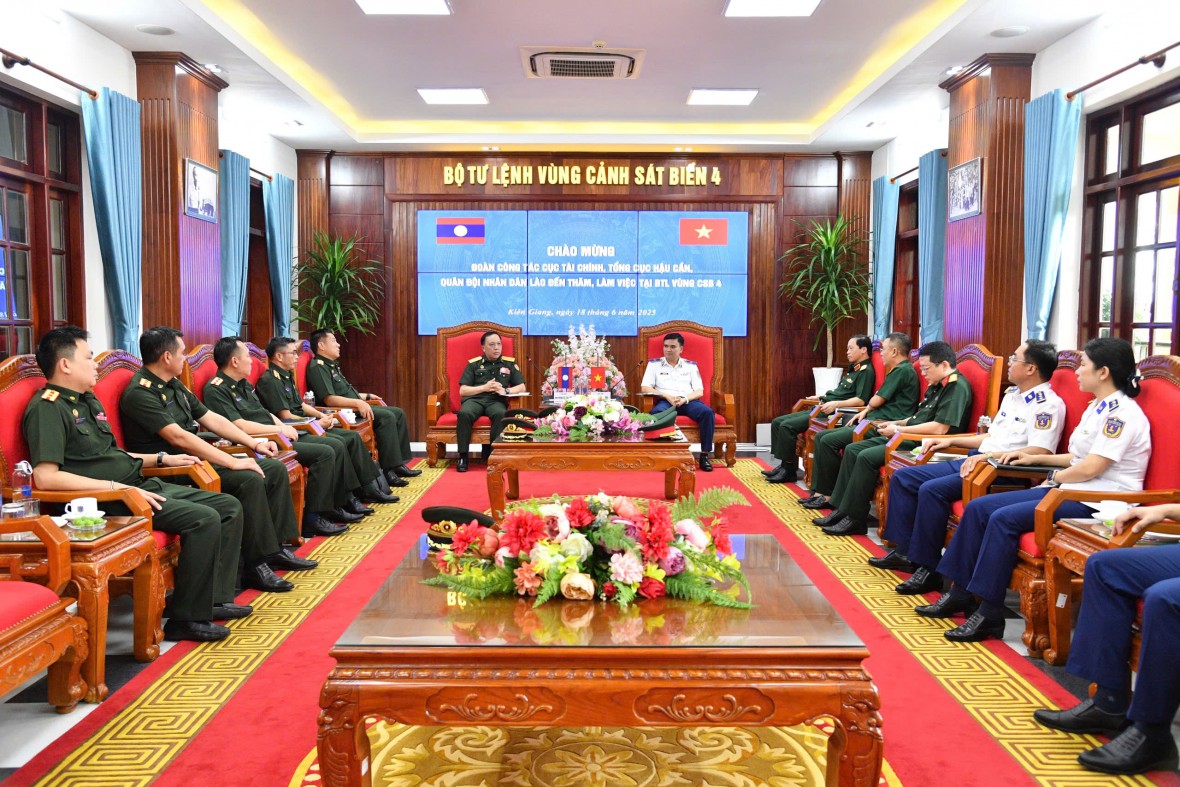 BTL Vùng Cảnh sát biển 4 đón và làm việc với Đoàn công tác Cục Tài chính, Tổng cục Hậu Cần, Bộ Quốc phòng Lào BTL Vùng Cảnh sát biển 4 đón và làm việc với Đoàn công tác Cục Tài chính, Tổng cục Hậu Cần, Bộ Quốc phòng Lào
