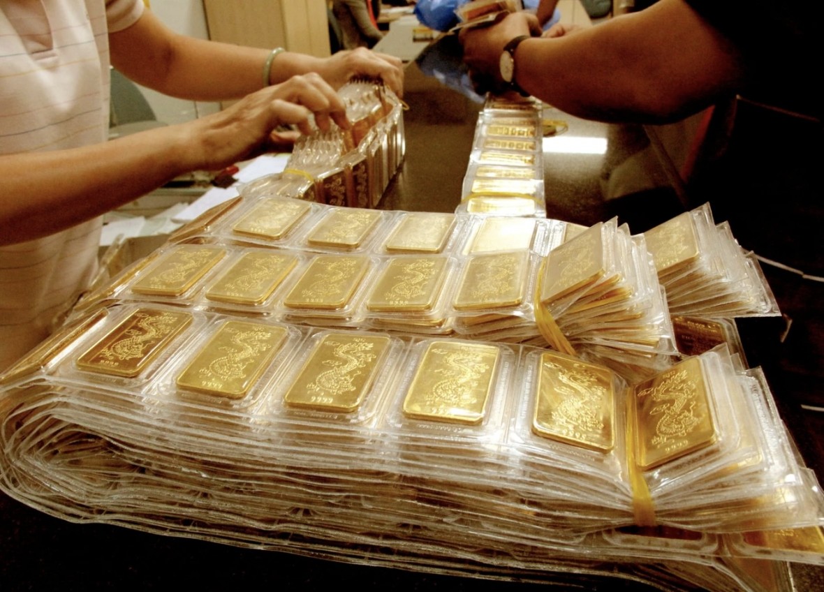 Hiệp hội Kinh doanh vàng đề nghị không nên để ngân hàng tham gia sản xuất, kinh doanh vàng miếng. 
