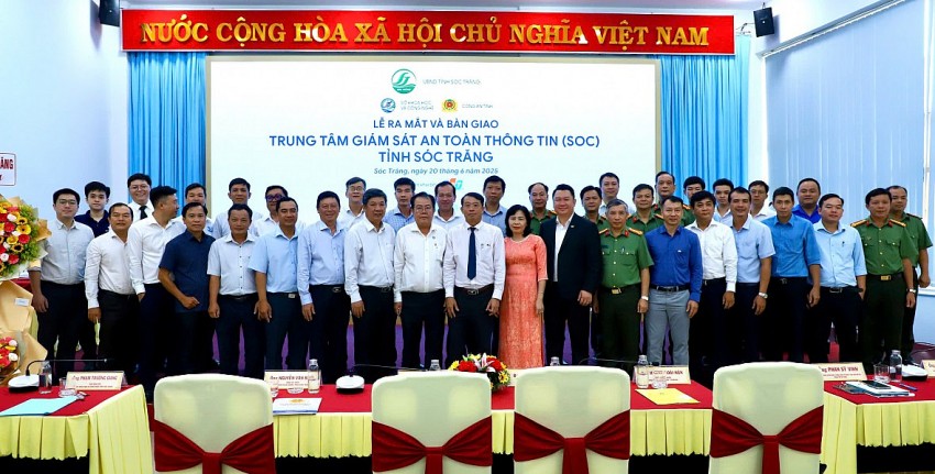 Ra mắt, bàn giao Trung tâm Giám sát an toàn thông tin tỉnh Sóc Trăng