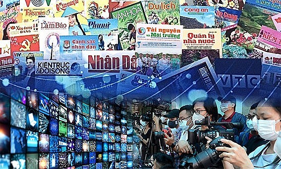 Báo chí thời chuyển đổi số. (Ảnh minh họa: Internet)
