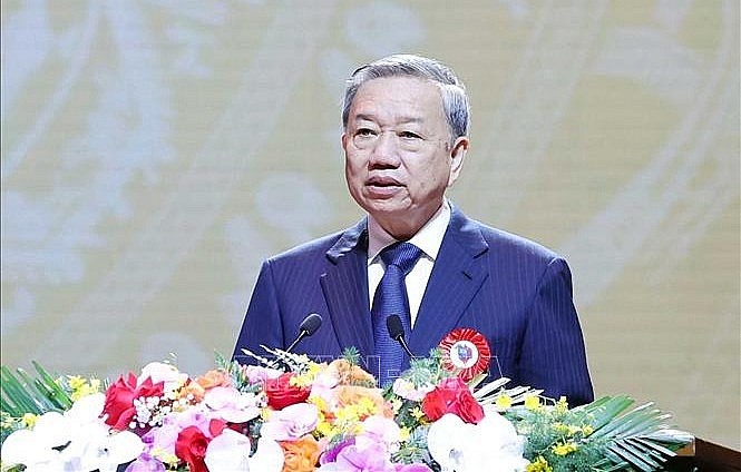 Tổng Bí thư Tô Lâm phát biểu chỉ đạo tại Lễ công bố Nghị quyết của Quốc hội về sáp nhập tỉnh, thành phố cùng các quyết định của Trung ương Đảng thành lập đảng bộ tỉnh và nhân sự lãnh đạo địa phương ở TP.HCM - Ảnh: TTXVN