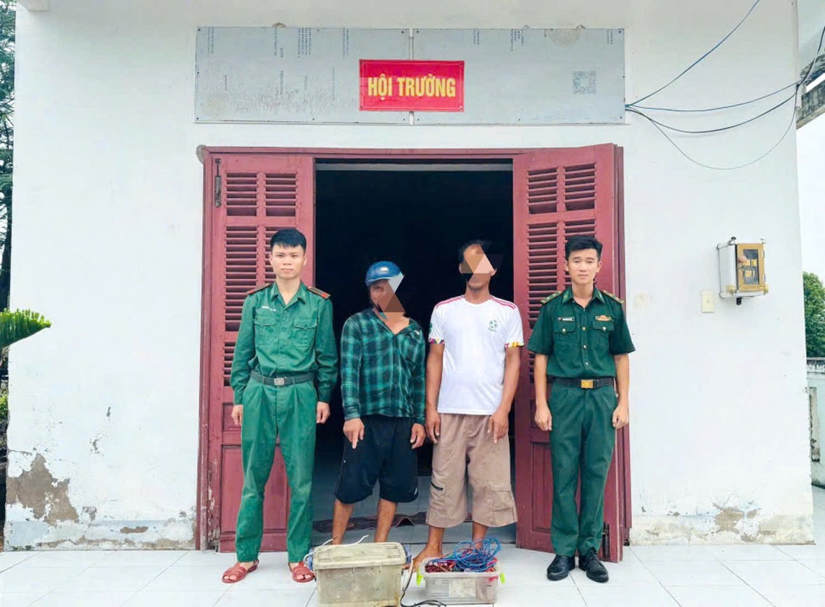 Cà Mau: Hiệu quả tuyên truyền Chỉ thị 17, người dân giao nộp công cụ kích điện