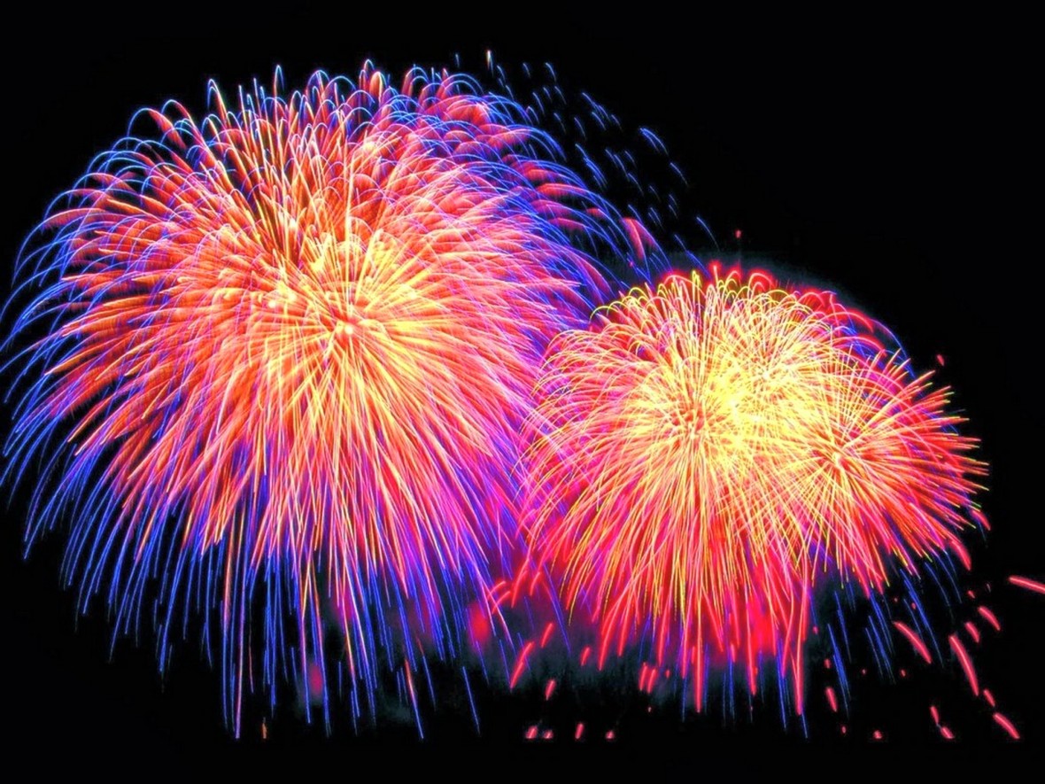 Chờ đón màn pháo hoa trong Chương trình nghệ thuật chào mừng sự kiện hợp nhất Cà Mau - Bạc Liêu