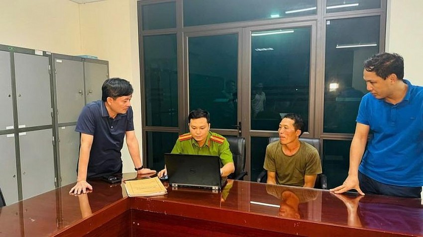 Bắt giữ đối tượng giết người sau 2 giờ gây án Bắt giữ đối tượng giết người sau 2 giờ gây án