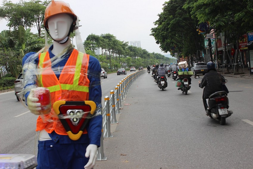 Tình hình giao thông tại 2 tuyến đường vào nội đô sau khi lắp dải phân cách cứng