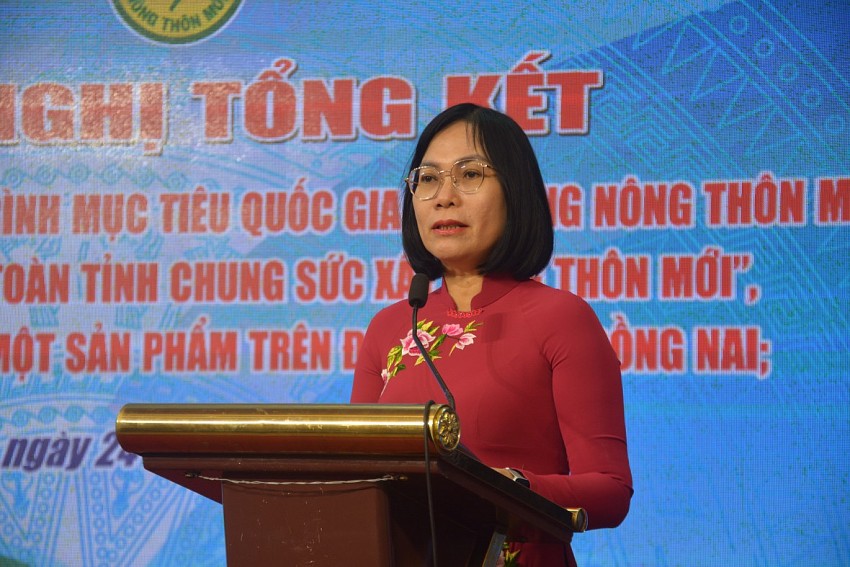 Phó Chủ tịch UBND tỉnh - Nguyễn Thị Hoàng biểu dương huyện Vĩnh Cửu, Cẩm Mỹ.