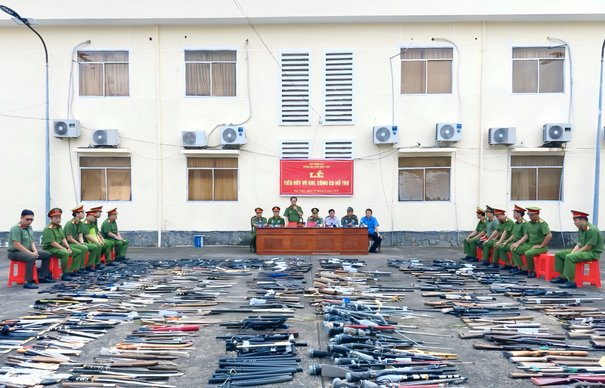 Bạc Liêu: Tiêu hủy hơn 1.300 vũ khí, công cụ hỗ trợ, góp phần giữ vững an ninh trật tự Bạc Liêu: Tiêu hủy hơn 1.300 vũ khí, công cụ hỗ trợ, góp phần giữ vững an ninh trật tự