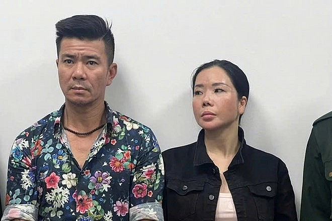 Vợ chồng Mai Anh tại cơ quan điều tra. Vợ chồng Mai Anh tại cơ quan điều tra.