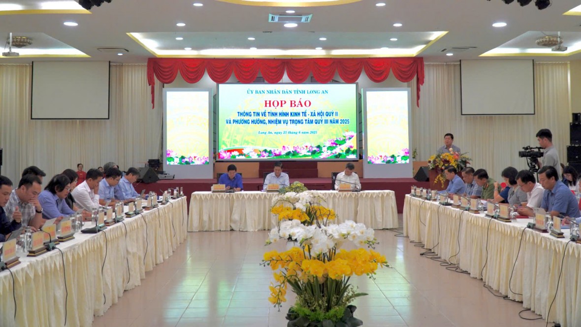 Long An: Tốc độ tăng tổng sản phẩm (GRDP) ước 6 tháng đầu năm 2025 tăng 8,34% Long An: Tốc độ tăng tổng sản phẩm (GRDP) ước 6 tháng đầu năm 2025 tăng 8,34%