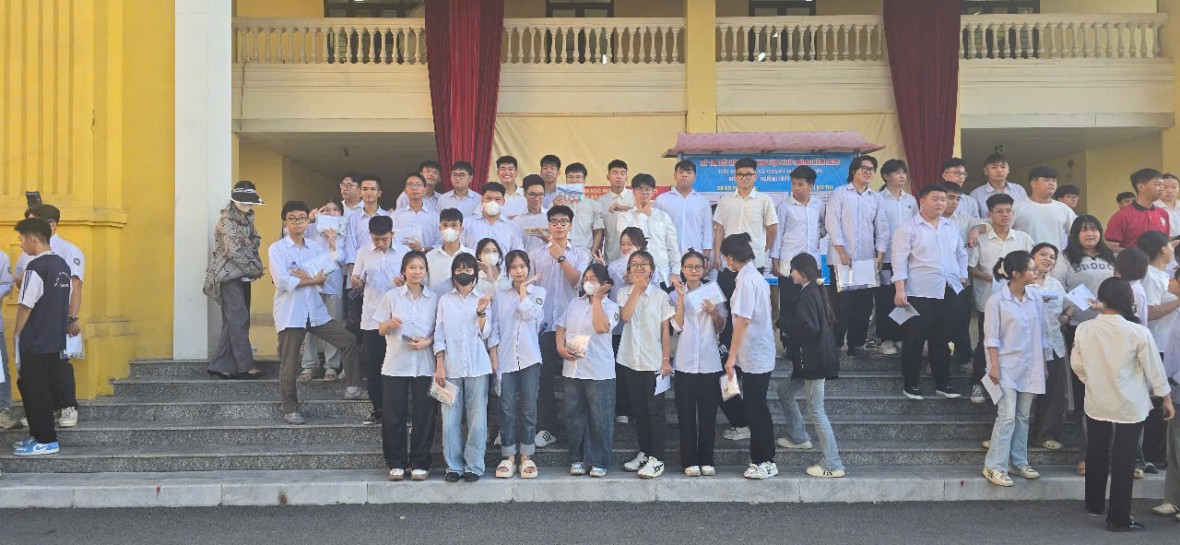 Quảng Ninh gần 20.000 thí sinh “vượt vũ môn”