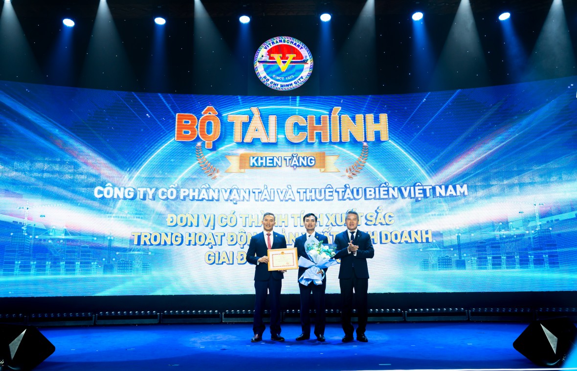 Bền bỉ hành trình 50 năm “vượt thời gian - mang giá trị” của Vitranschart