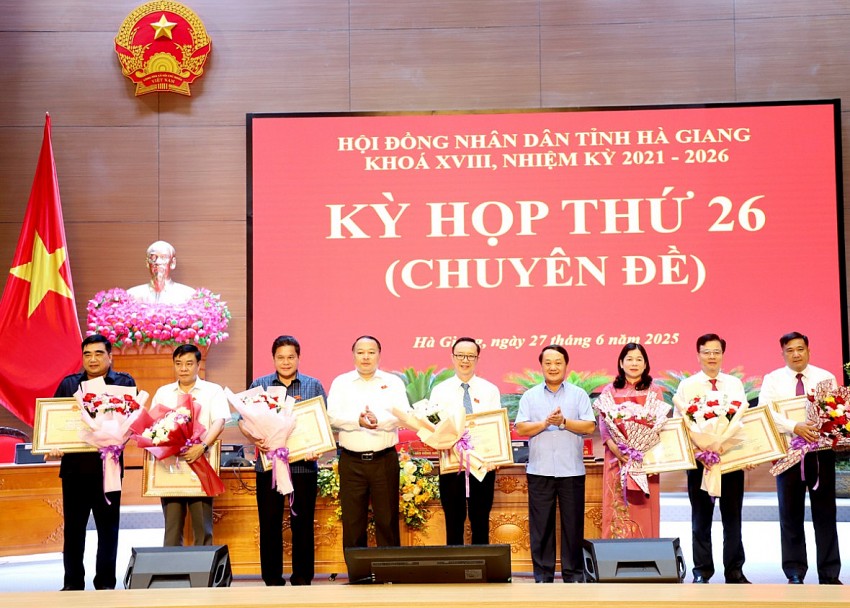 Hội đồng nhân dân tỉnh Hà Giang tổ chức kỳ họp chuyên đề thứ 26 Hội đồng nhân dân tỉnh Hà Giang tổ chức kỳ họp chuyên đề thứ 26