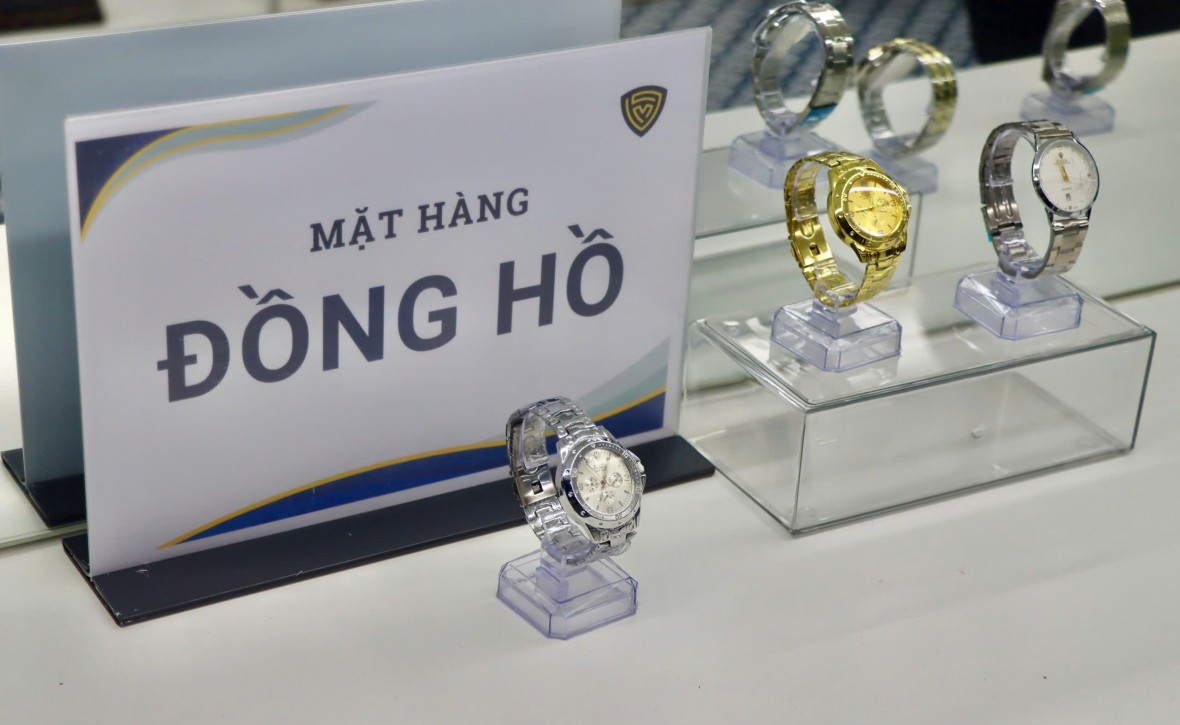 Mở cửa Phòng trưng bày Nhận diện hàng vi phạm trong Tháng cao điểm chống gian lận thương mại, hàng giả, hàng xâm phạm quyền sở hữu trí tuệ