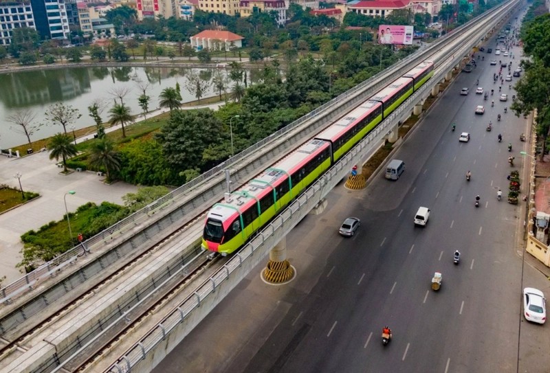 Hà Nội công bố giá vé liên thông xe buýt và tàu metro