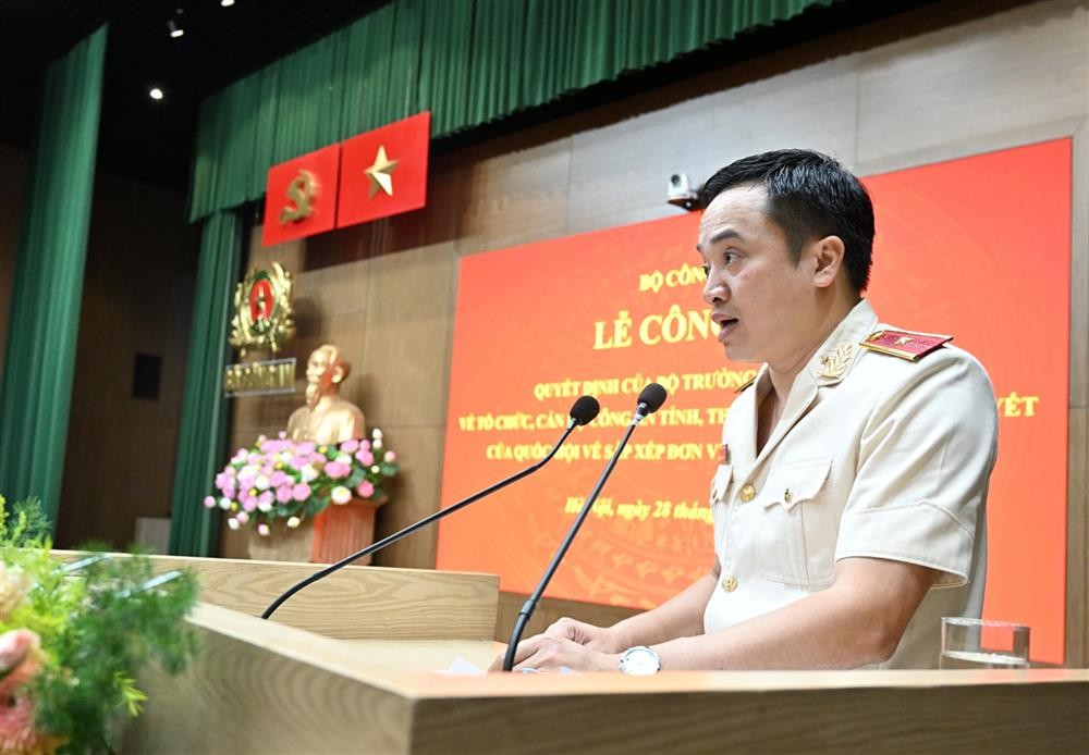 Thiếu tướng Mai Hoàng, Giám đốc Công an TP Hồ Chí Minh phát biểu tại buổi Lễ. Công an