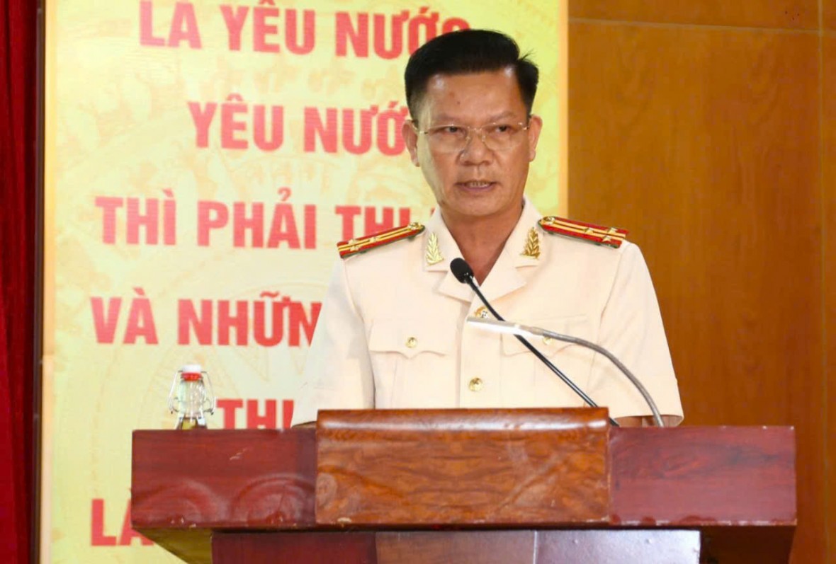 Công bố quyết định thành lập 54 Công an cấp xã tại Quảng Ninh