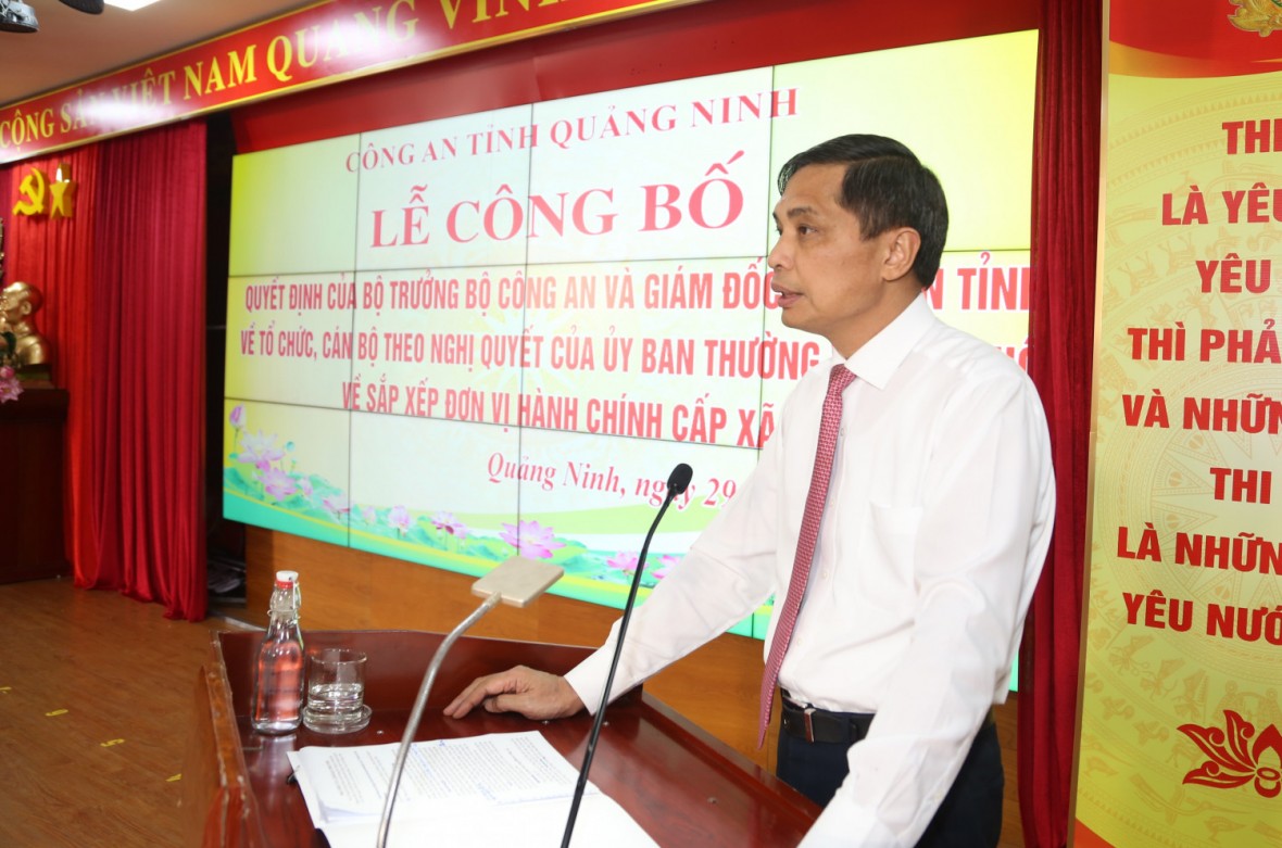 Công bố quyết định thành lập 54 Công an cấp xã tại Quảng Ninh