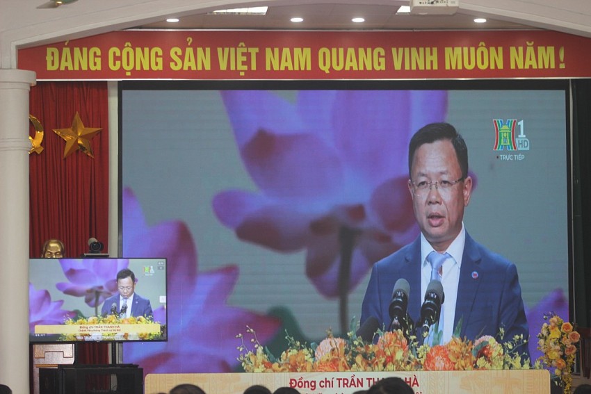 Chủ tịch nước Lương Cường dự Lễ công bố sắp xếp đơn vị hành chính tại Hà Nội Chủ tịch nước Lương Cường dự Lễ công bố sắp xếp đơn vị hành chính tại Hà Nội