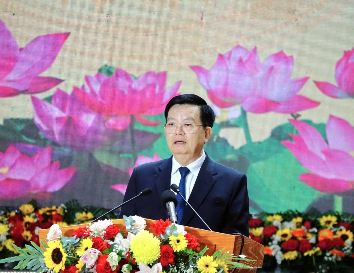 Phó Thủ tướng Chính phủ Mai Văn Chính dự lễ thành lập tỉnh An Giang mới Phó Thủ tướng Chính phủ Mai Văn Chính dự lễ thành lập tỉnh An Giang mới