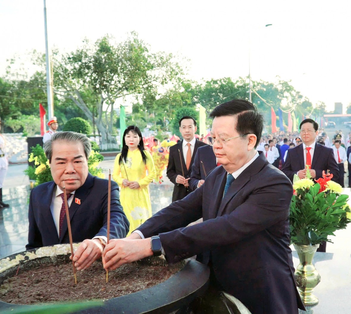 Phó Thủ tướng Chính phủ Mai Văn Chính dự lễ thành lập tỉnh An Giang mới Phó Thủ tướng Chính phủ Mai Văn Chính dự lễ thành lập tỉnh An Giang mới