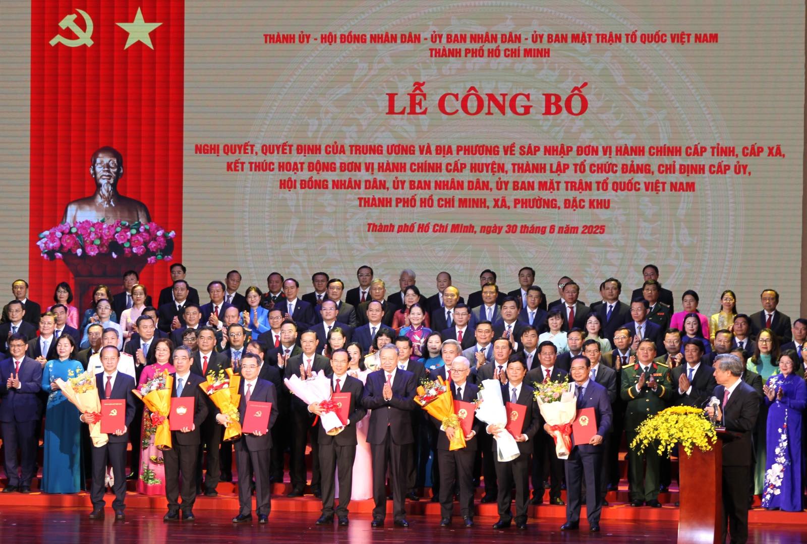 Toàn văn phát biểu của Tổng Bí thư Tô Lâm với nhân dân TPHCM và thông điệp gửi nhân dân cả nước- Ảnh 3.