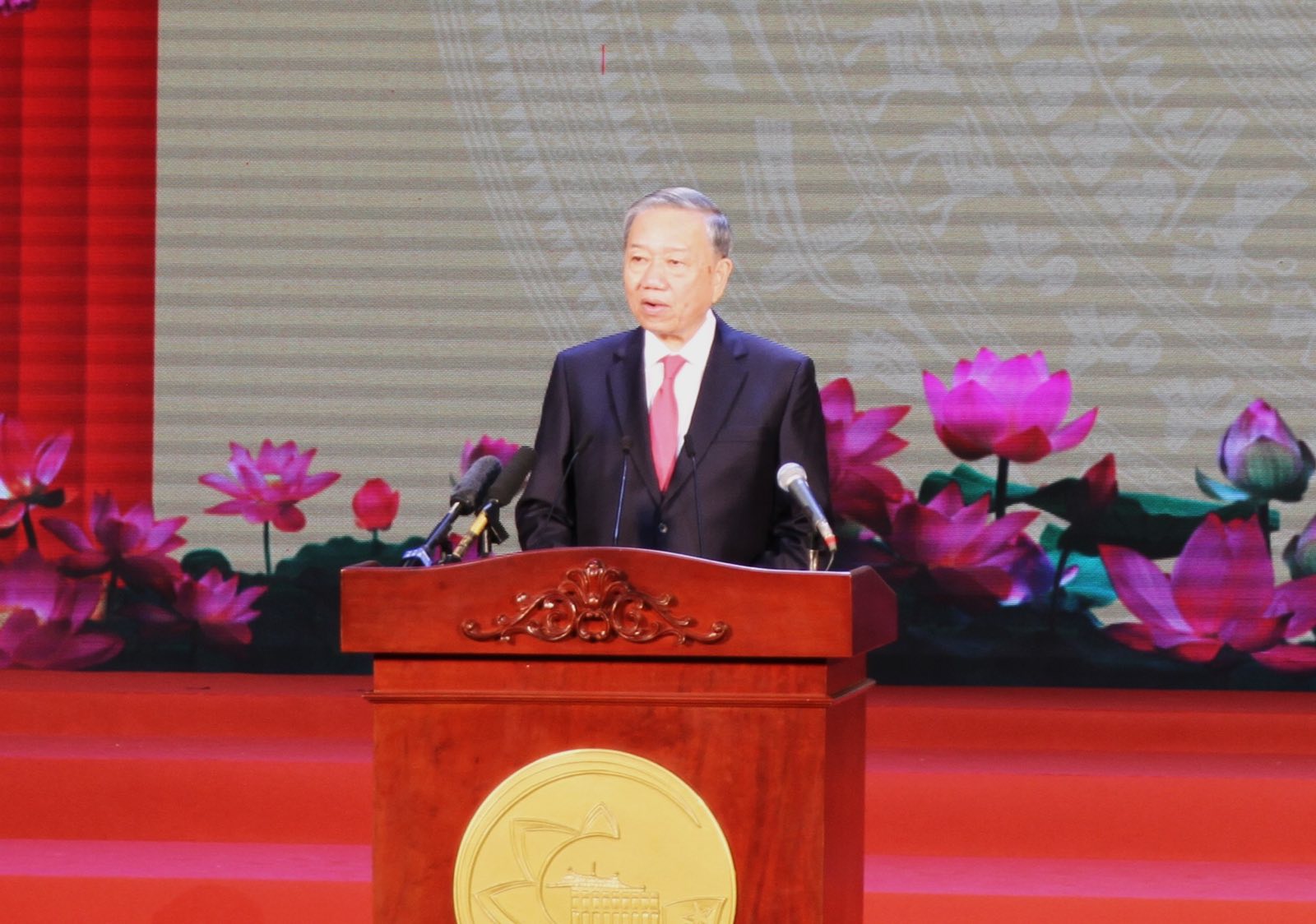 Toàn văn phát biểu của Tổng Bí thư Tô Lâm với nhân dân TPHCM và thông điệp gửi nhân dân cả nước- Ảnh 2.