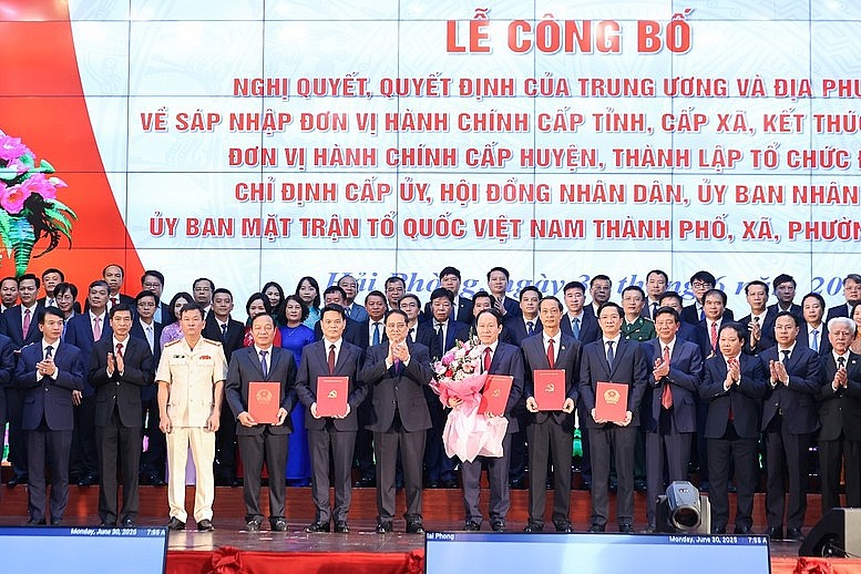 Thủ tướng nêu 5 nhiệm vụ trọng tâm để Hải Phòng phát triển bứt phá