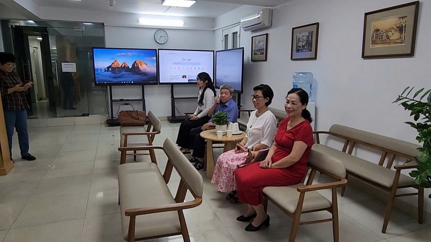 Không khí làm việc ngày đầu vận hành chính quyền địa phương 2 cấp