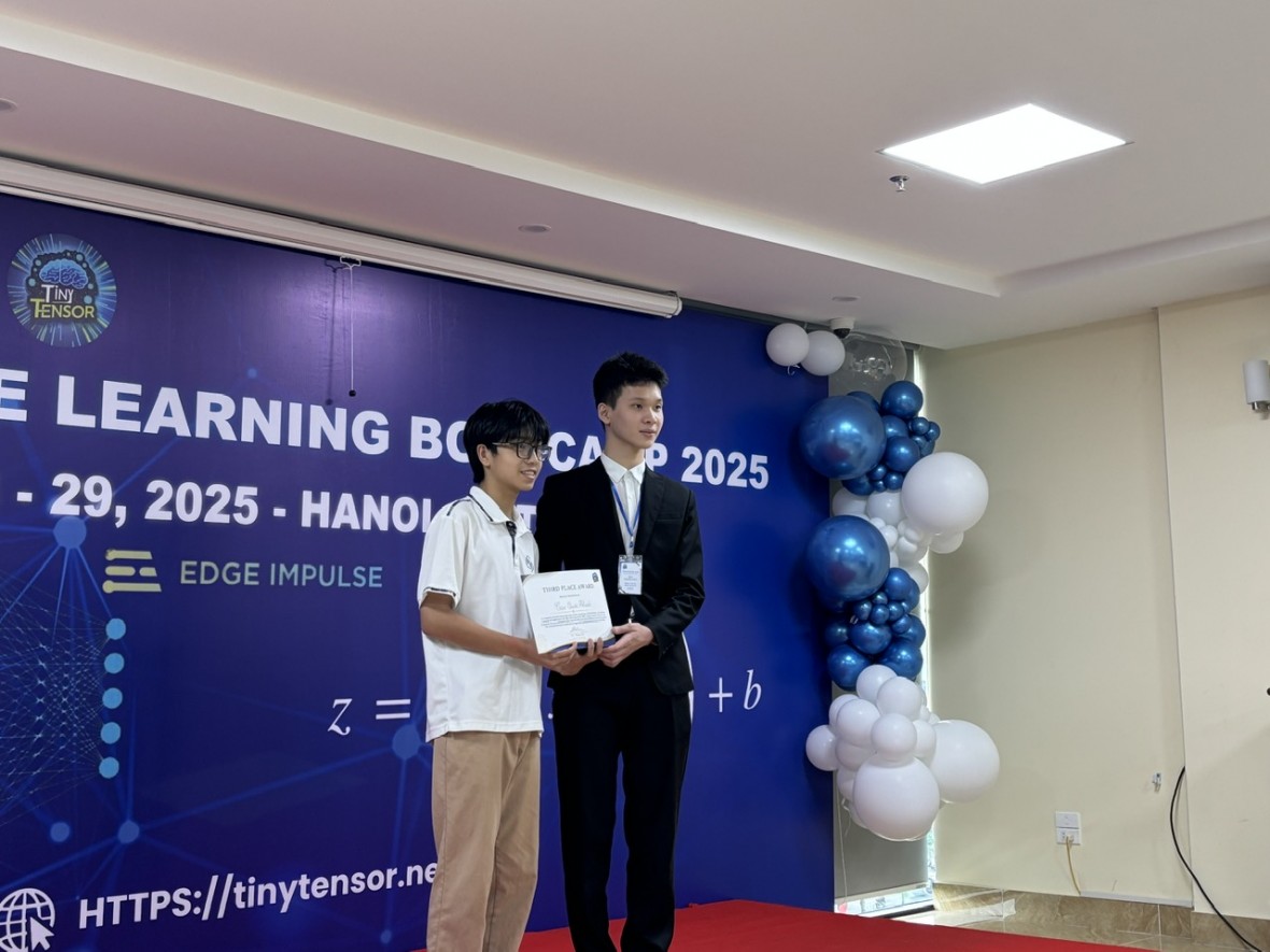 Tiny Machine Learning Bootcamp 2025: Khi học sinh Việt tiên phong giảng dạy công nghệ mới nhất của thế giới