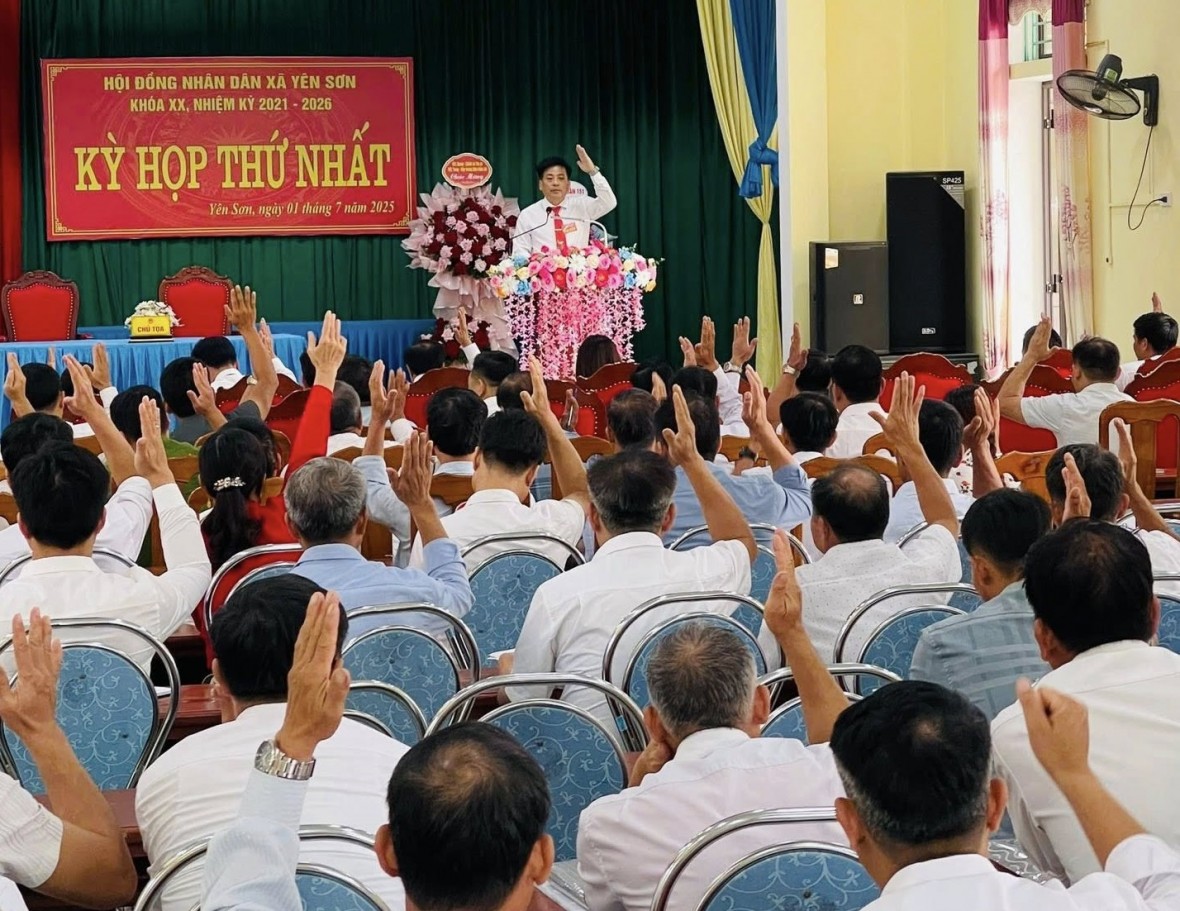 Xã Yên Sơn tổ chức thành công kỳ họp thứ nhất Hội đồng nhân dân xã nhiệm kỳ 2021–2026 Xã Yên Sơn tổ chức thành công kỳ họp thứ nhất Hội đồng nhân dân xã nhiệm kỳ 2021–2026