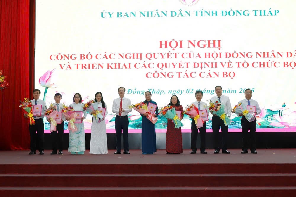 Đồng Tháp công bố nhân sự lãnh đạo sau sáp nhập tỉnh Đồng Tháp công bố nhân sự lãnh đạo sau sáp nhập tỉnh