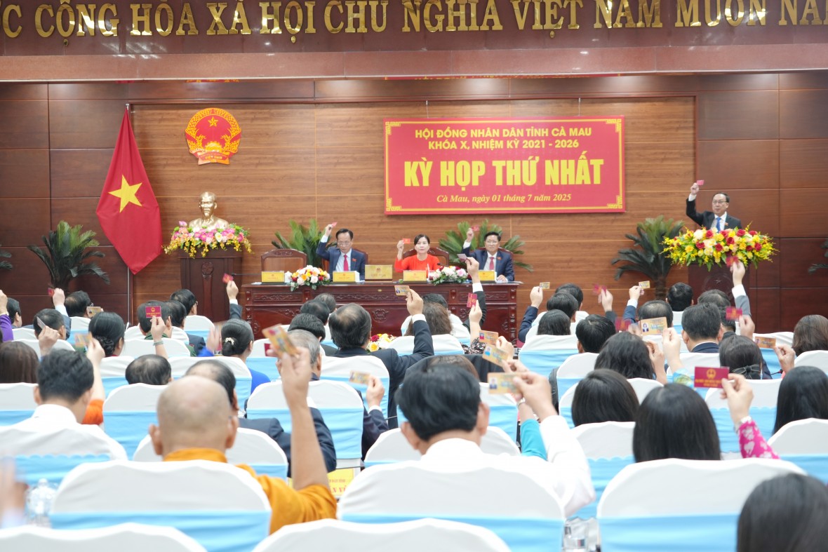 Hỗ trợ cán bộ từ Bạc Liêu về Cà Mau công tác