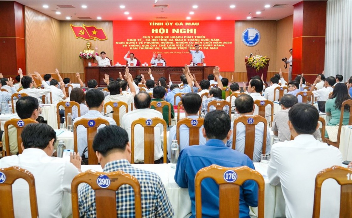 Cà Mau quyết tâm tăng trưởng bền vững, vận hành hiệu quả chính quyền 02 cấp