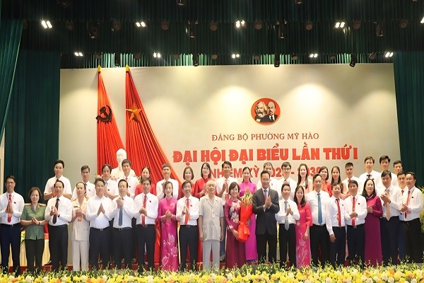 Đảng bộ cấp xã đầu tiên của tỉnh Hưng Yên tổ chức Đại hội Đảng bộ cấp xã đầu tiên của tỉnh Hưng Yên tổ chức Đại hội