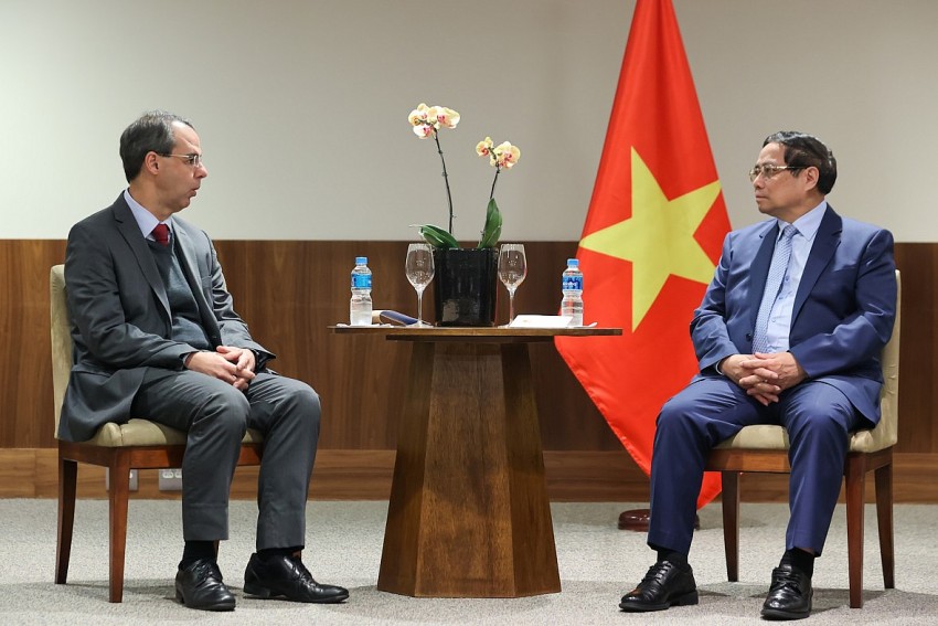 Thủ tướng tiếp lãnh đạo tập đoàn hàng không-vũ trụ của Brazil