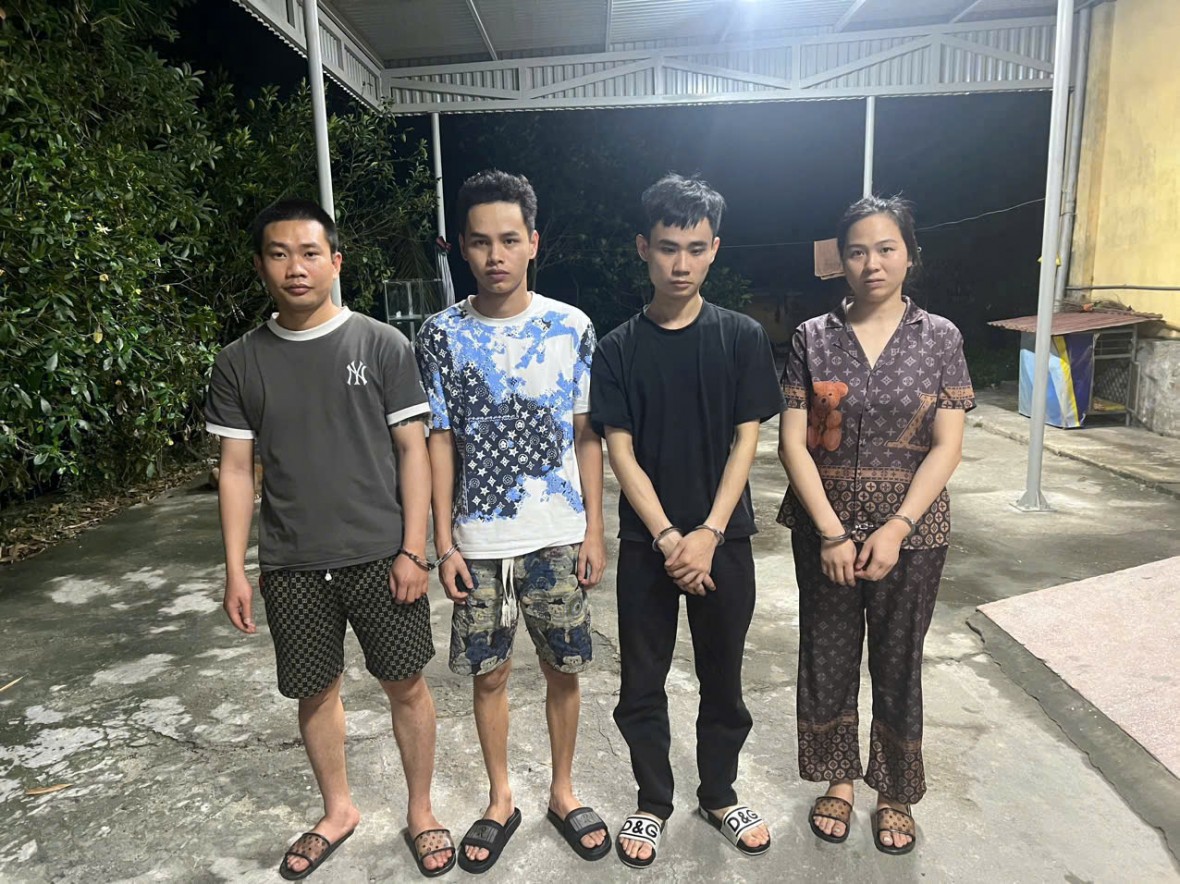 Triệt xóa ổ nhóm tổ chức sử dụng ma túy, thu giữ hai khẩu súng