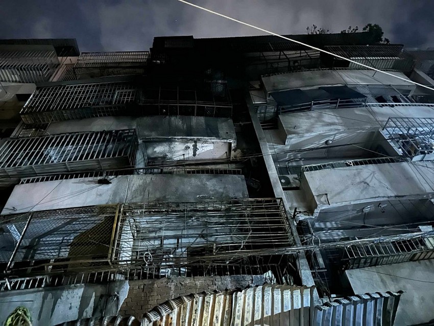 Hiện trường vụ cháy tại chung cư Độc Lập (TPHCM) 