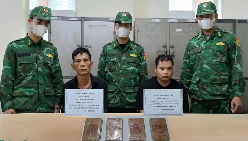 Triệt phá đường dây mua bán ma túy ở biên giới Cao Bằng, thu giữ 4 bánh heroin Triệt phá đường dây mua bán ma túy ở biên giới Cao Bằng, thu giữ 4 bánh heroin