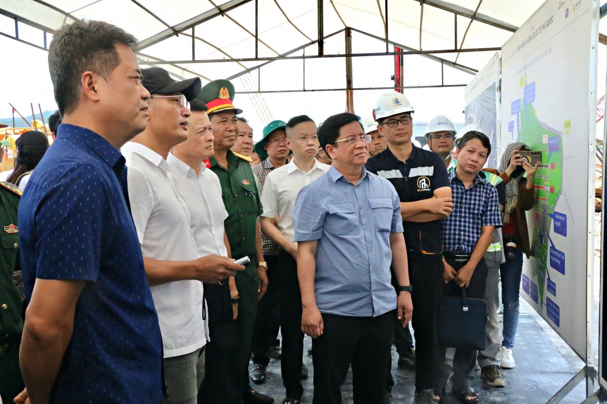 Chủ tịch UBND tỉnh An Giang kiểm tra các công trình phục vụ APEC 2027