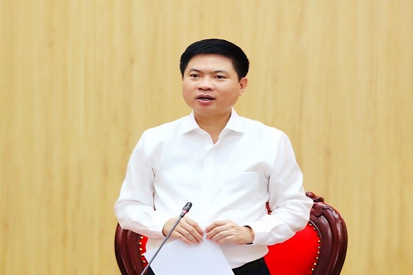 Hội nghị Ban Chấp hành Đảng bộ tỉnh Ninh Bình họp phiên đầu tiên sau hợp nhất Hội nghị Ban Chấp hành Đảng bộ tỉnh Ninh Bình họp phiên đầu tiên sau hợp nhất