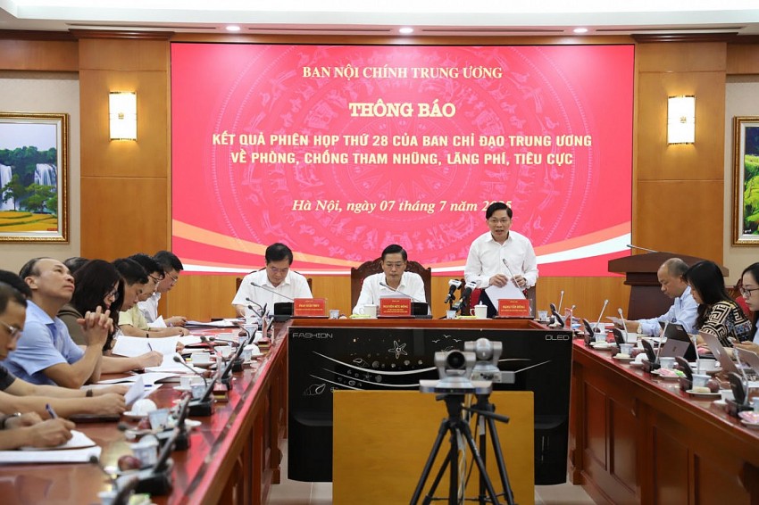 Kiểm tra, làm rõ vi phạm của cán bộ tiếp tay cho sản xuất và buôn bán hàng giả