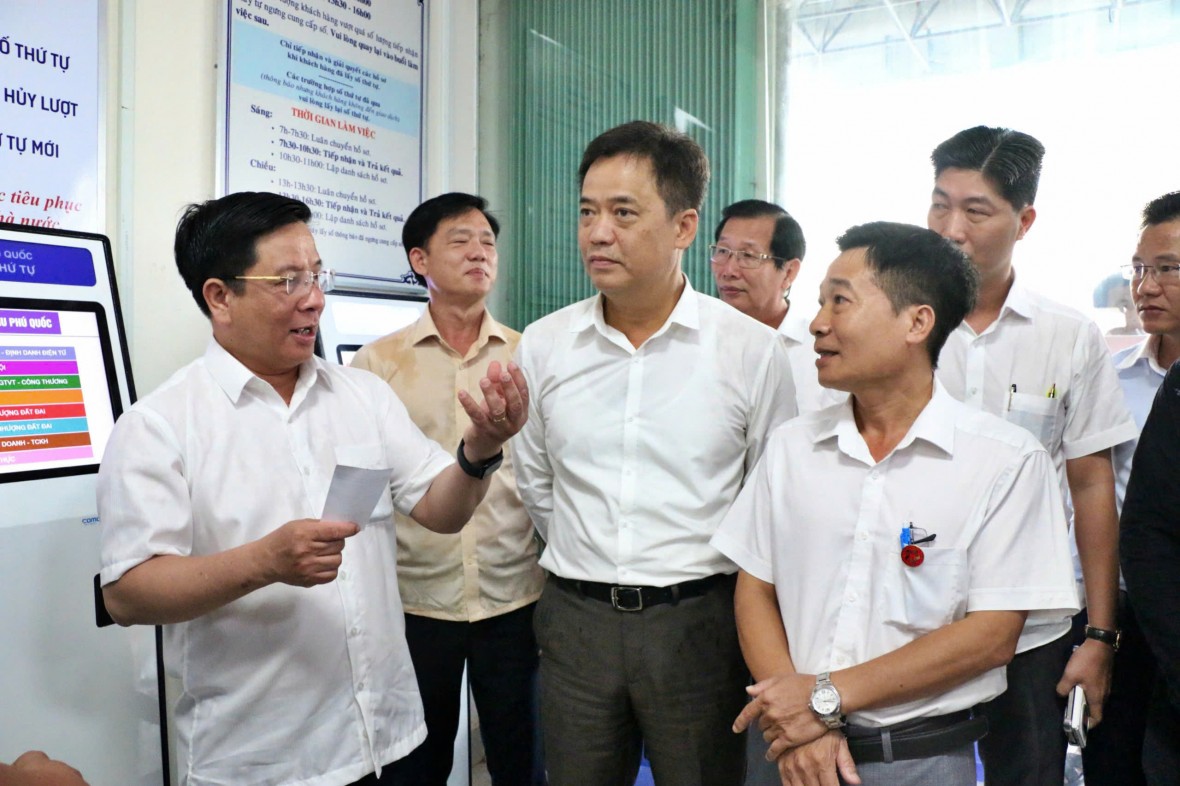 Chủ tịch UBND tỉnh An Giang: Đặc khu Phú Quốc cần tập trung nguồn lực để phục vụ nhân dân tốt nhất!