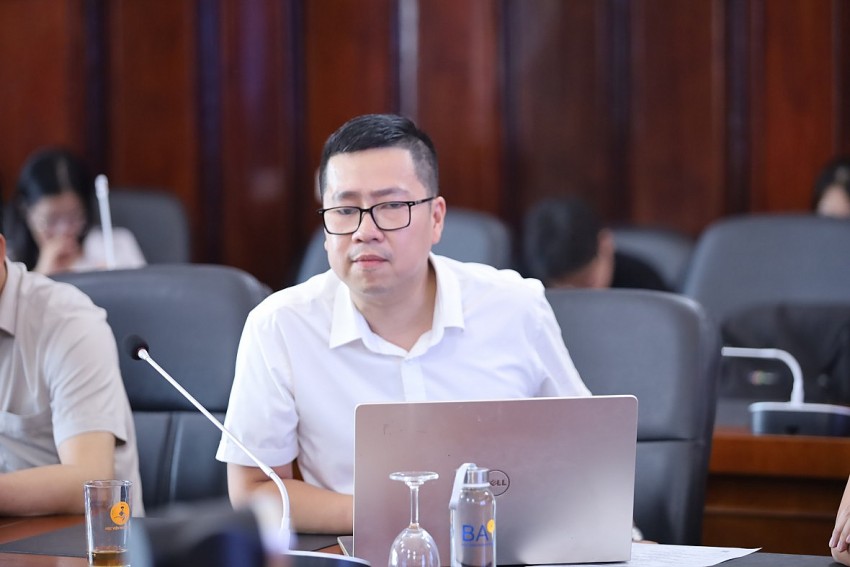 Các đại biểu tham gia thảo luận tại Tọa đàm