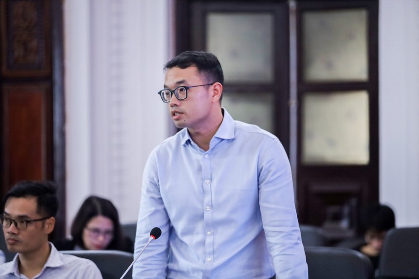 Tham luận 4 với chủ đề “Định hướng xây dựng khung chương trình đào tạo Luật Kinh tế chất lượng cao” do TS. Phan Đăng Hải – Khoa Luật, Học viện Ngân hàng trình bày.