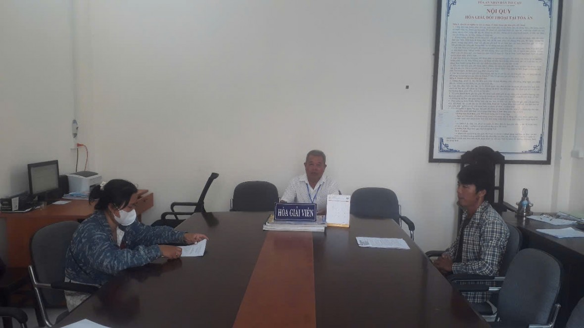 Hòa giải viên Lê Xuân Diệu - TAND khu vực 7 An Giang - Ảnh minh họa Hòa giải viên Lê Xuân Diệu - TAND khu vực 7 An Giang - Ảnh minh họa