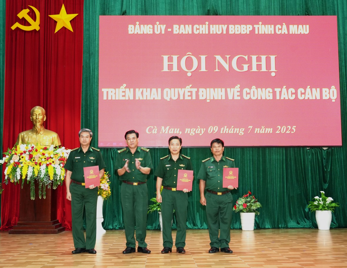 BĐBP Cà Mau phát động thi đua cao điểm “Phất cao cờ hồng tháng Tám - Thi đua giành 3 nhất”