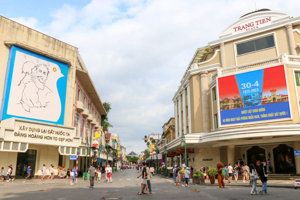 Hơn 150 màn hình LED, 400 loa truyền thanh sẽ được triển khai khắp Thủ đô, giúp người dân theo dõi diễu binh dịp Quốc khánh 2/9.