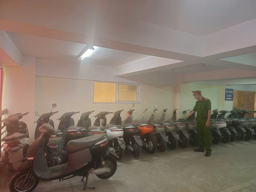 Triệt phá đường dây sản xuất, buôn bán xe máy điện giả, kém chất lượng.