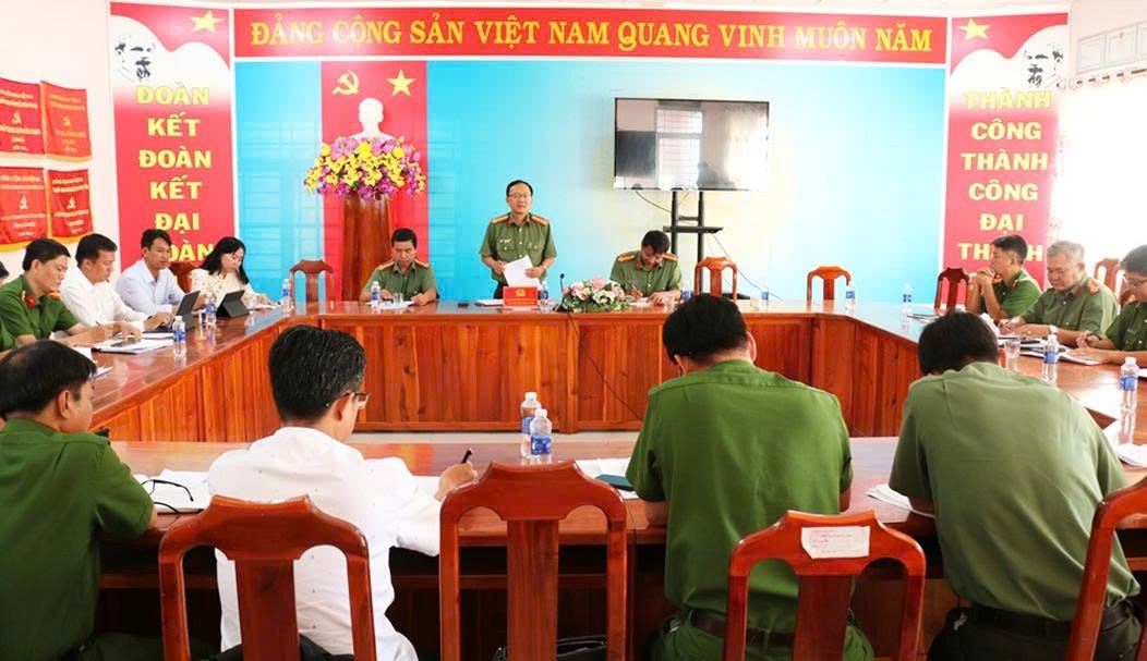 Triển khai Kế hoạch theo dõi, hướng dẫn thực hiện các mặt công tác tại Công an xã trong tỉnh An Giang