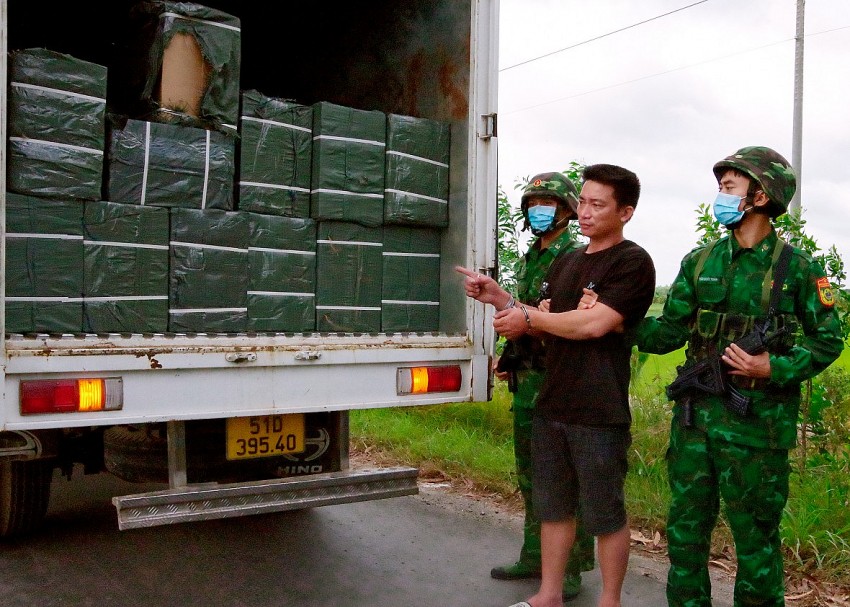 BĐBP Tây Ninh thu giữ 45.000 bao thuốc lá điếu nhập lậu